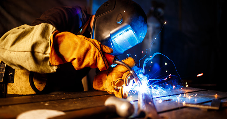 What to Wear in Welding: Factors to Consider - The Welding Academy